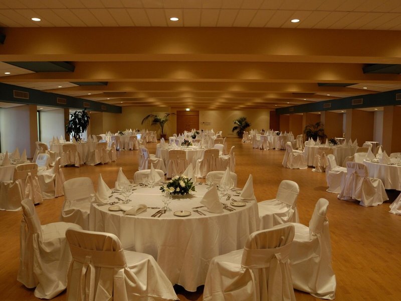 Constantinou Bros Athena Royal Beach 15 - Conference Room