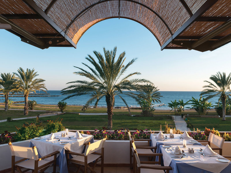 Constantinou Bros Athena Royal Beach 28 - Restaurant
