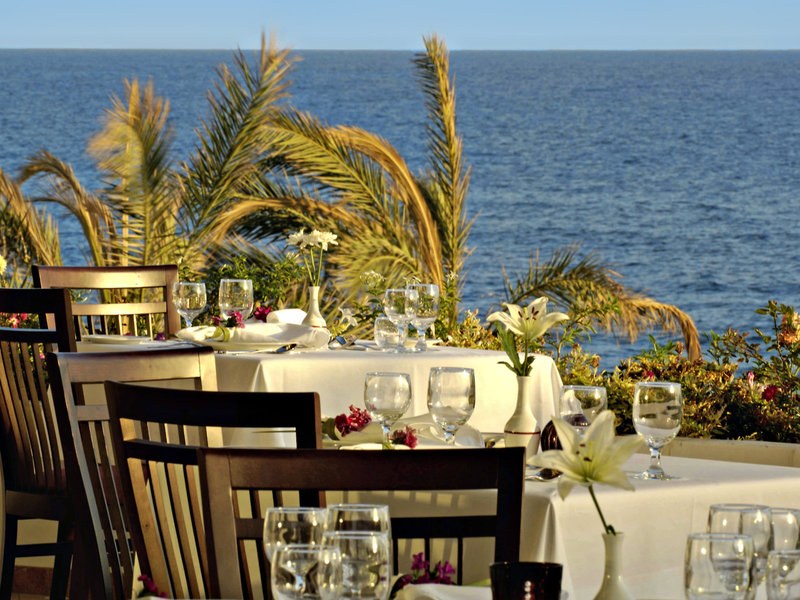 Constantinou Bros Athena Royal Beach 30 - Restaurant