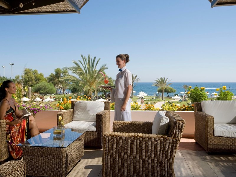 Constantinou Bros Athena Royal Beach 34 - Restaurant