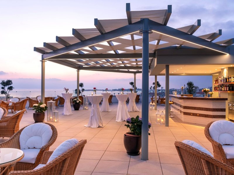 Constantinou Bros Athena Royal Beach 38 - Restaurant