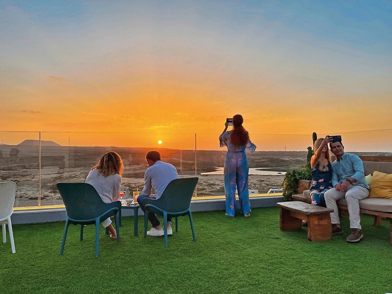 Bristol Sunset Beach 6