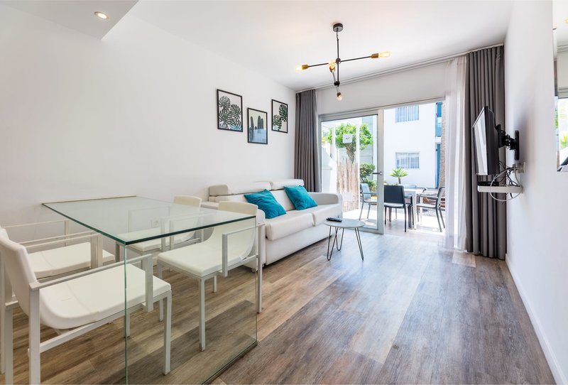 Bristol Sunset Beach 19