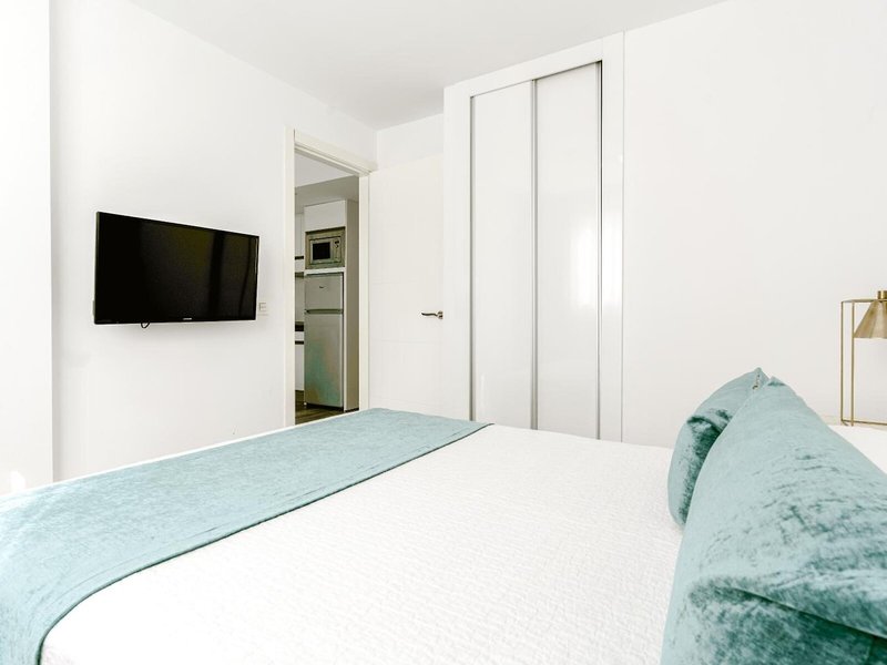 Bristol Sunset Beach 40