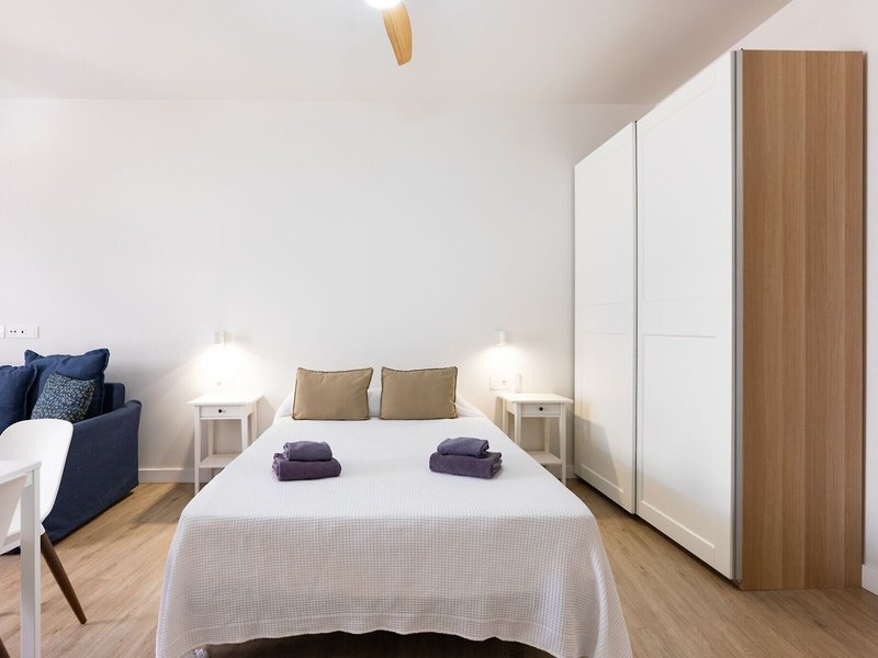 Bristol Sunset Beach 44