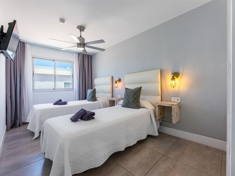 Bristol Sunset Beach 50