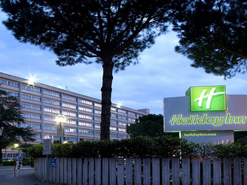 Holiday Inn Eur Parco dei Medici 4