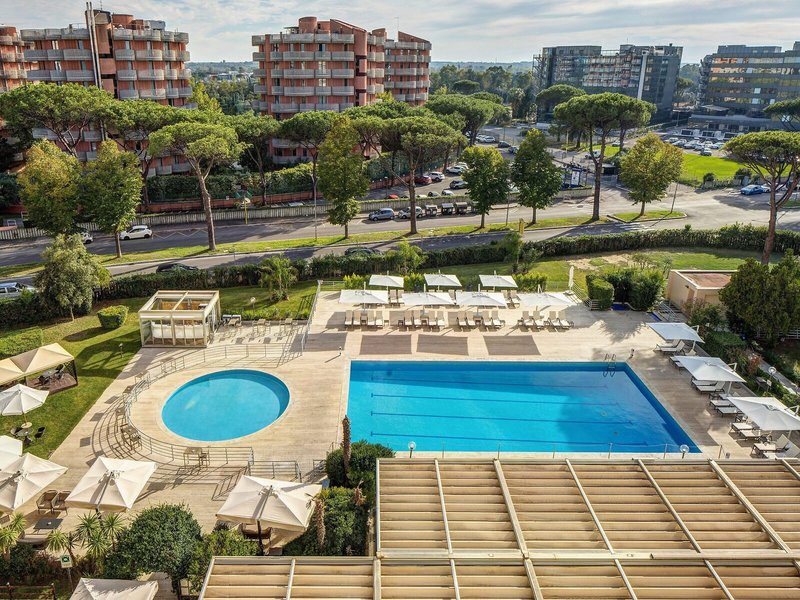 Holiday Inn Eur Parco dei Medici 14