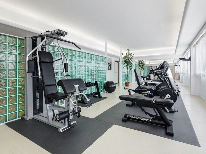 Holiday Inn Eur Parco dei Medici 35