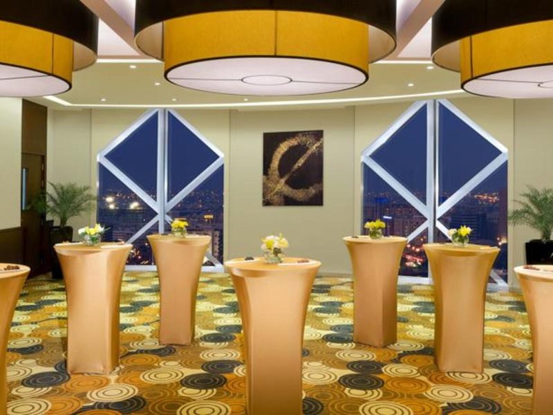 City Seasons Towers Hotel 10