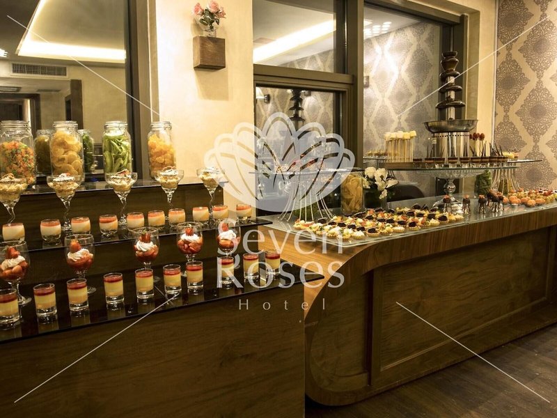 Seven Roses Hotel 13