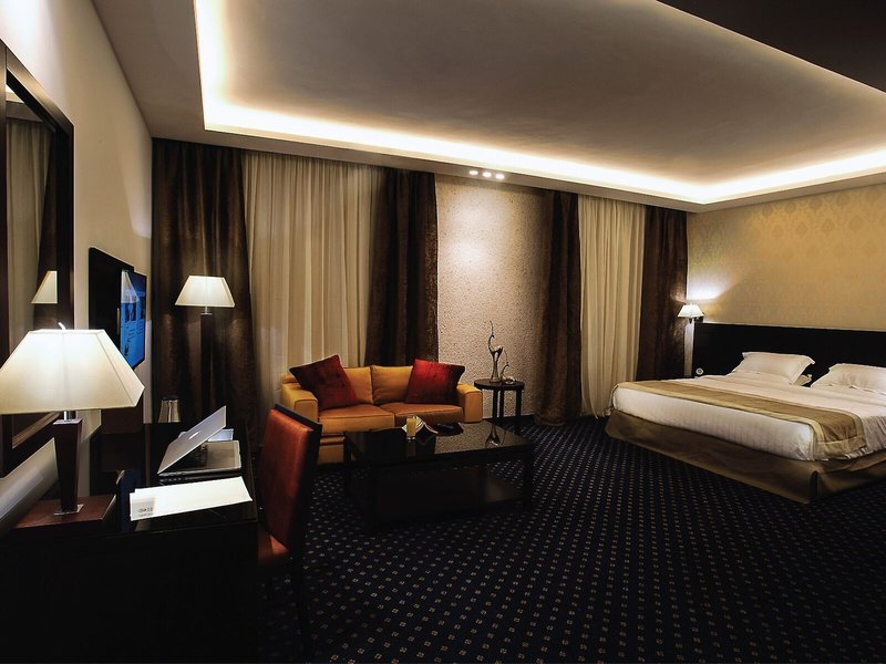 Seven Roses Hotel 21