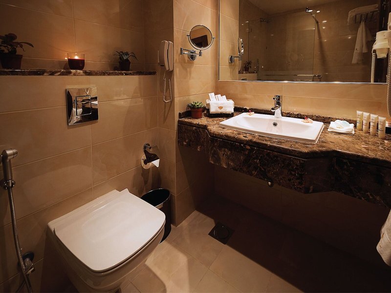 Seven Roses Hotel 28