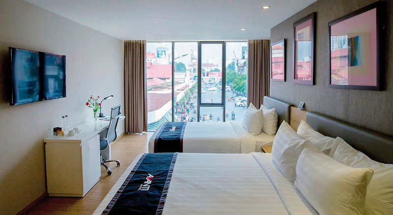 Avanti Hotel 4