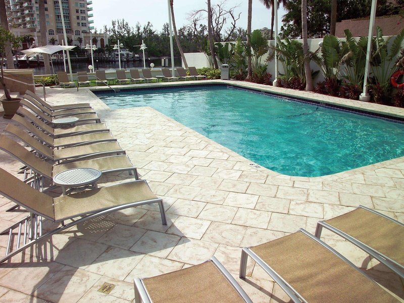 GALLERYone - a DoubleTree Suites by Hilton Hotel 9