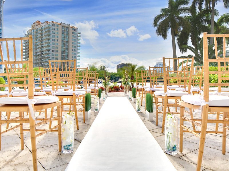 GALLERYone - a DoubleTree Suites by Hilton Hotel 27