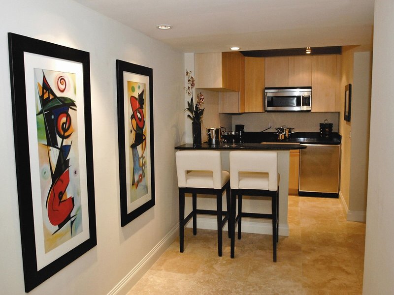 GALLERYone - a DoubleTree Suites by Hilton Hotel 28