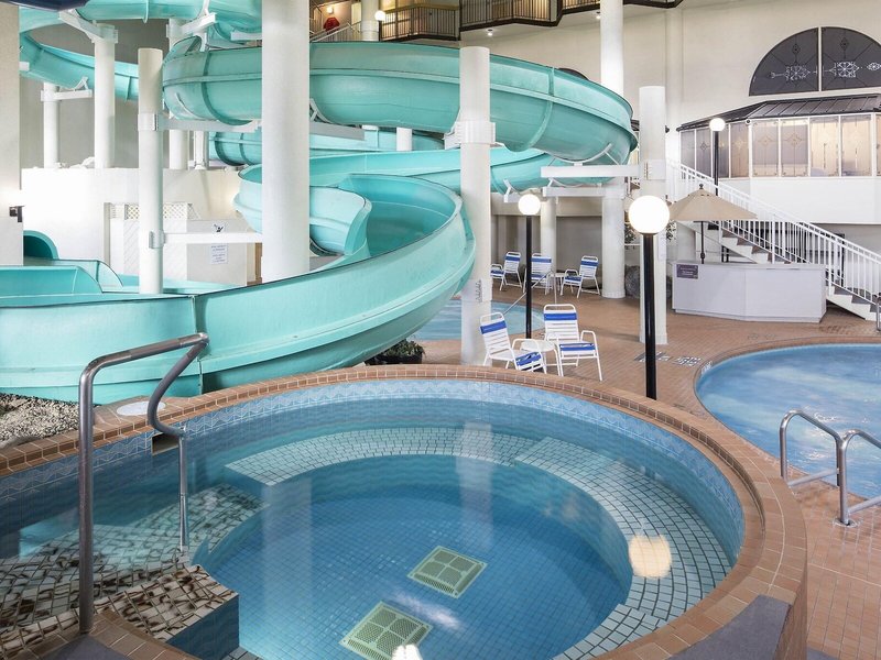 Sheraton Cavalier Calgary Hotel 4