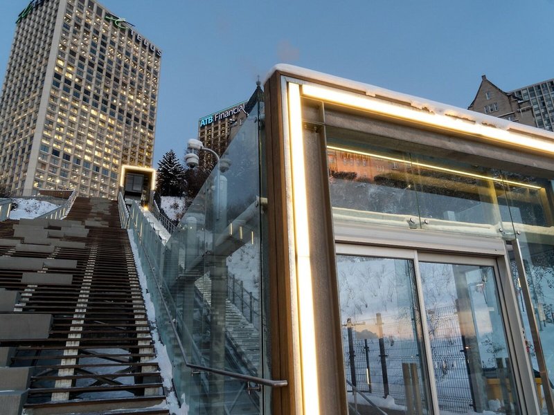 The Westin Edmonton 4