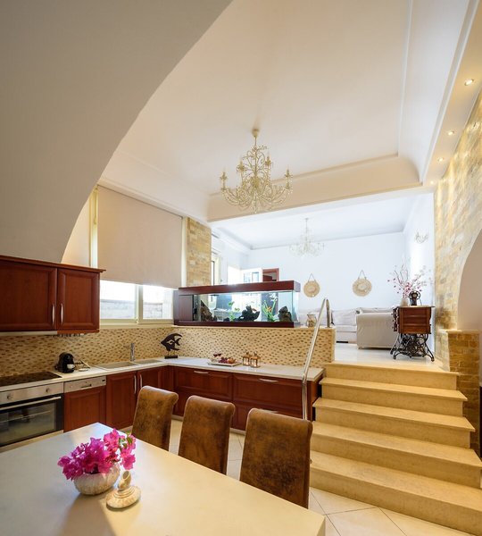 Suite Home Santorini 33