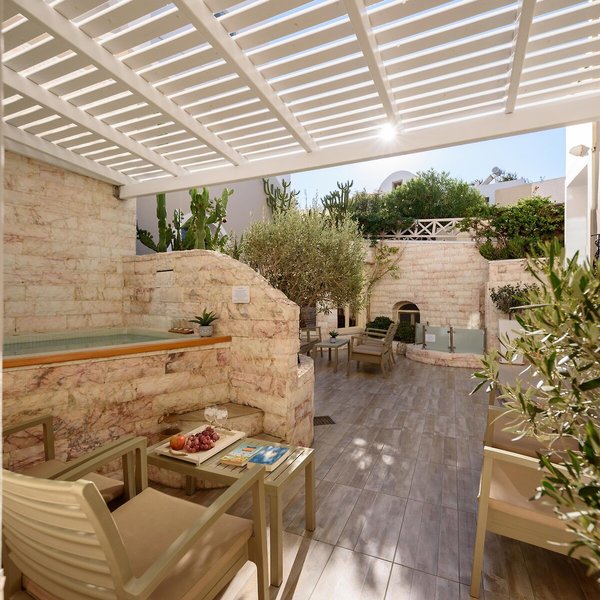Suite Home Santorini 35