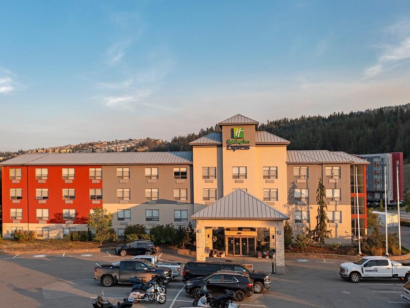 Holiday Inn Express Kamloops 3