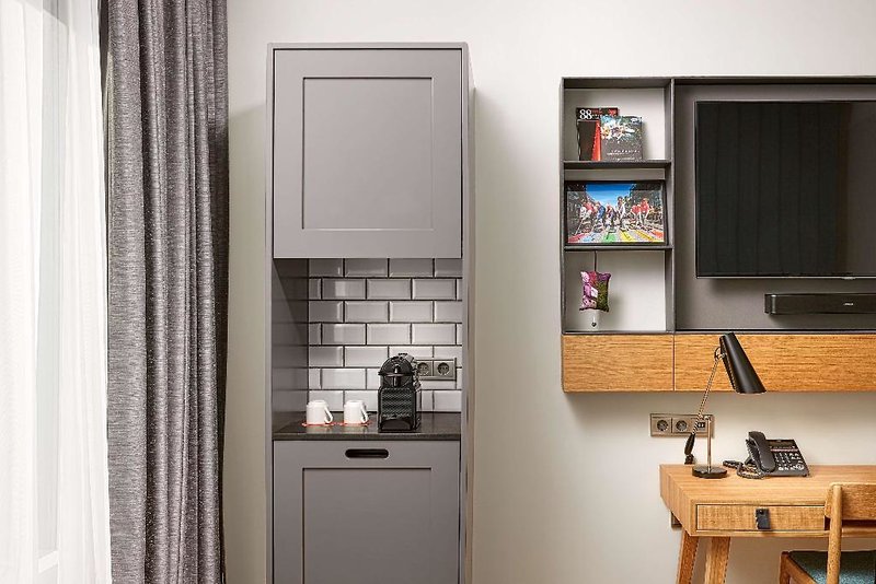 Canopy By Hilton Reykjavik City Centre 7 - Room Example