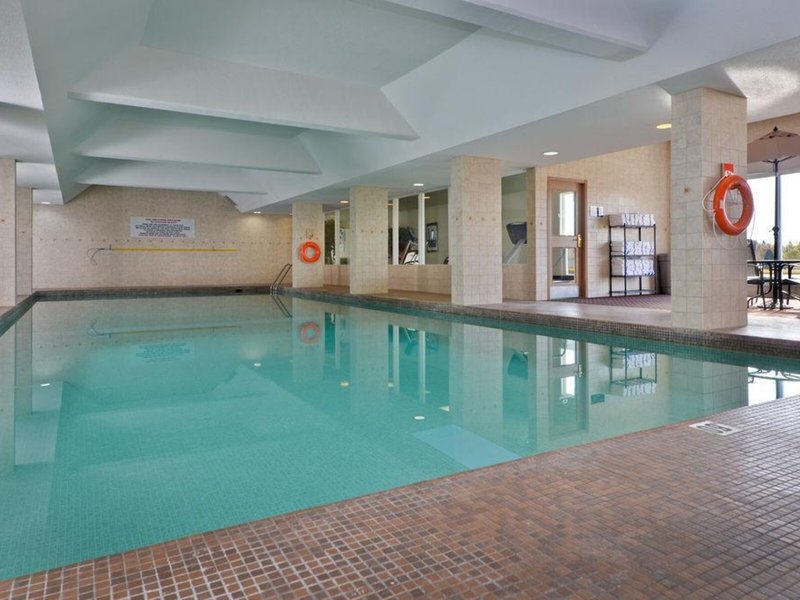 Sandman Hotel Lethbridge 1