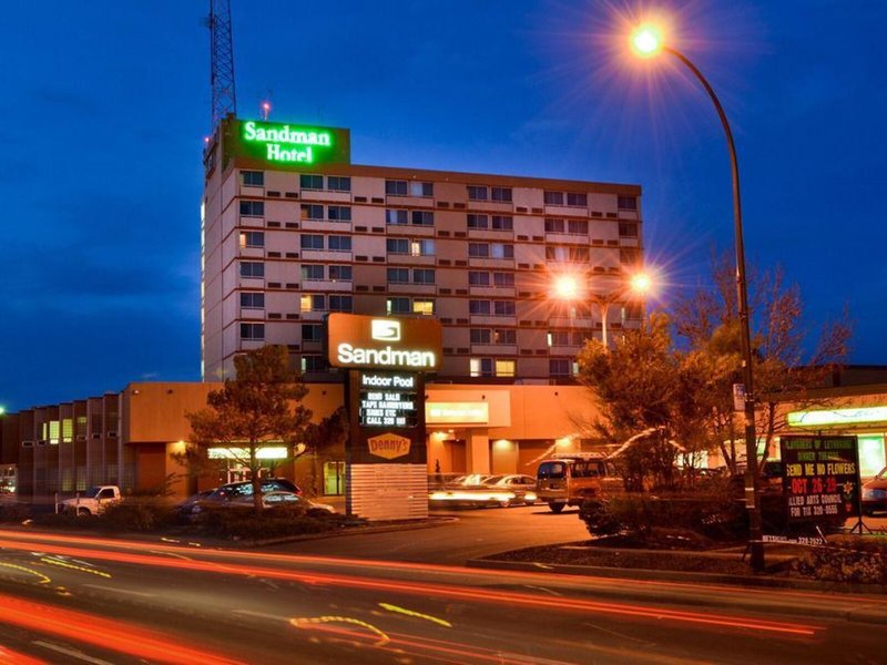 Sandman Hotel Lethbridge 2