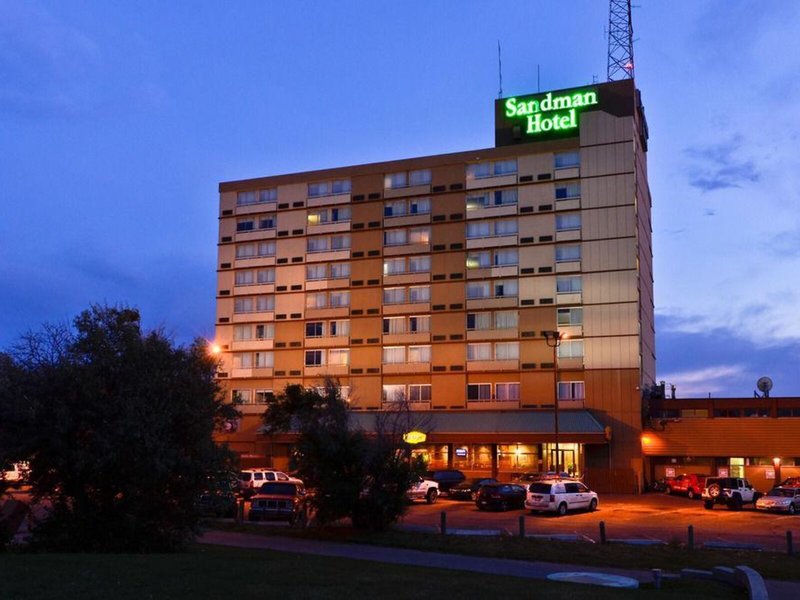 Sandman Hotel Lethbridge 4
