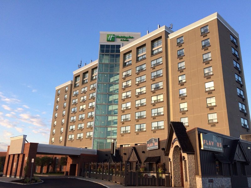 Holiday Inn Hotel & Suites London