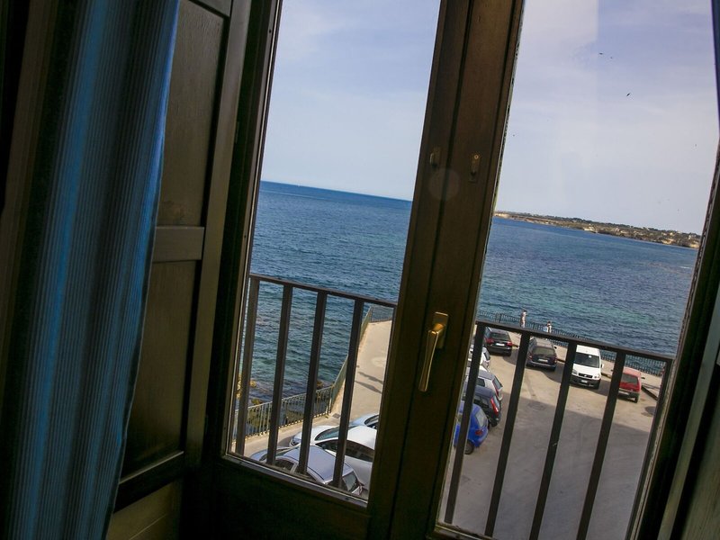 Residenza Dei Baroni Hotel 6