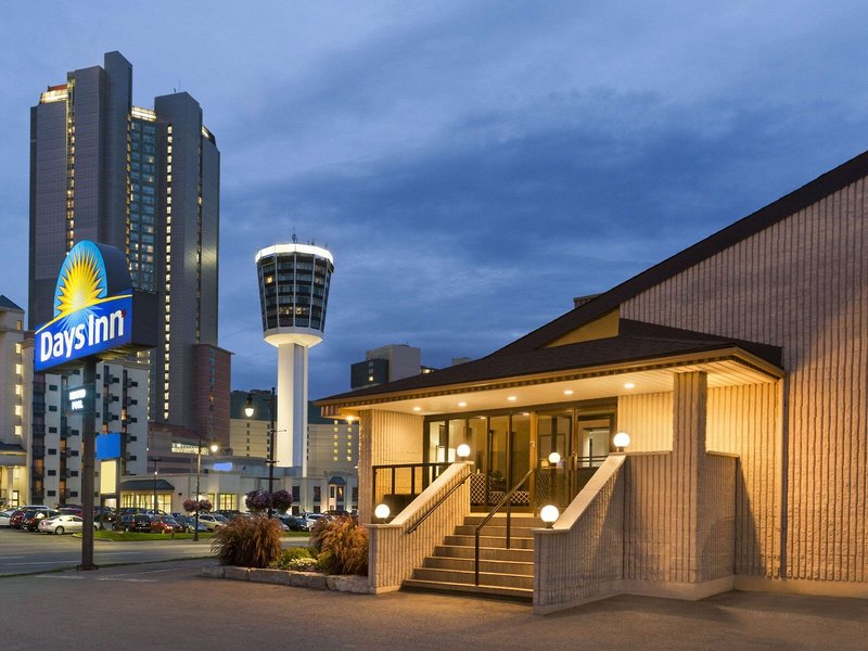Days Inn by Wyndham Fallsview 2