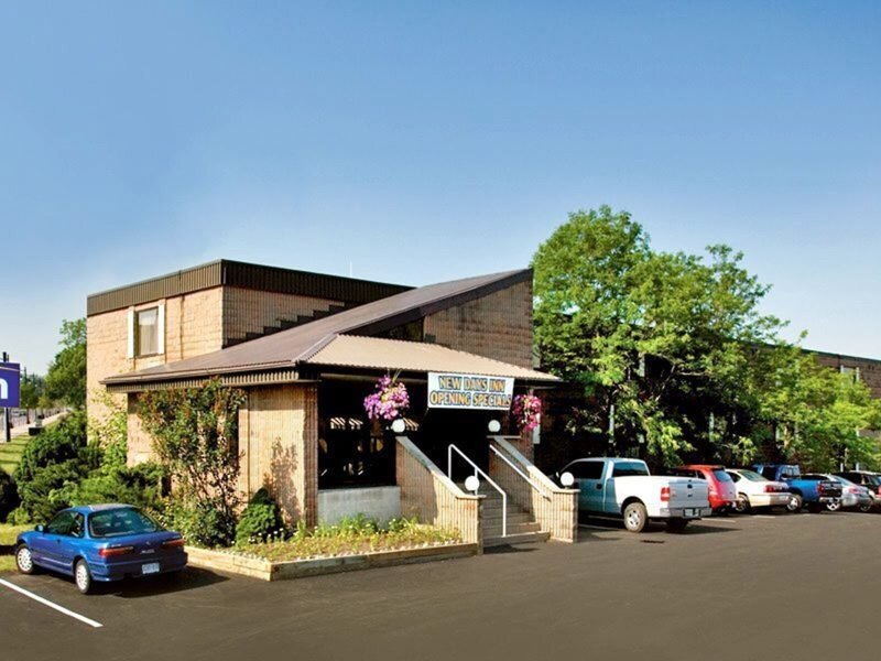 Days Inn by Wyndham Fallsview 4