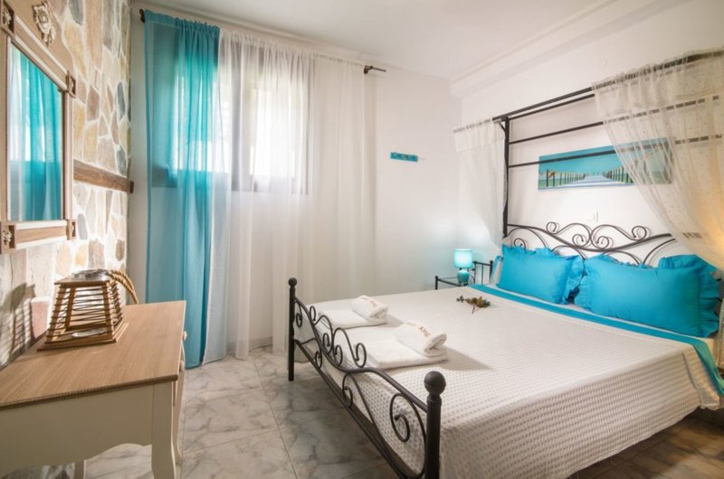 Simon King Studios & Apartments 8