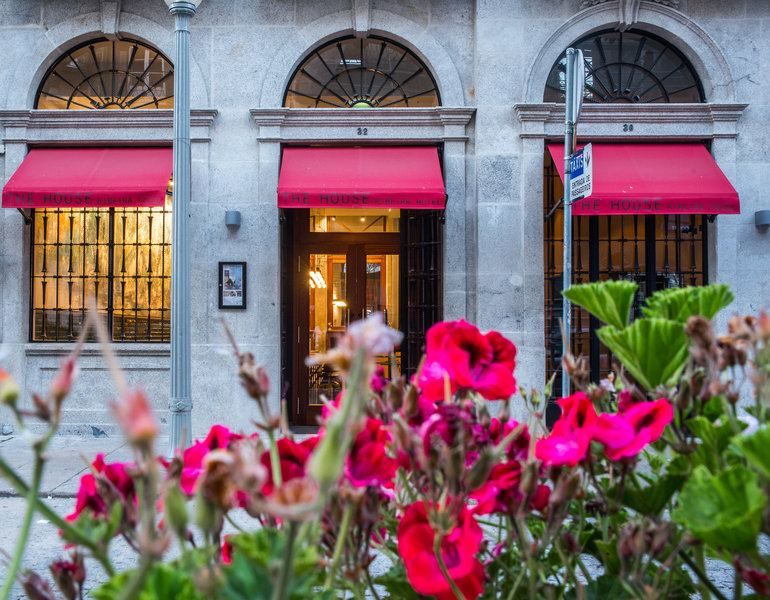 The Editory House Ribeira Porto 1