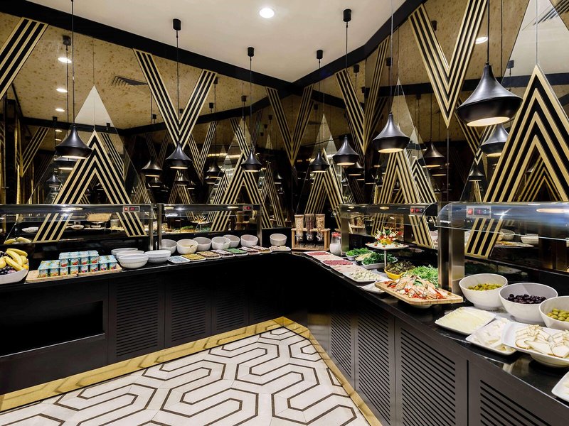 Ramada by Wyndham Istanbul Golden Horn 21