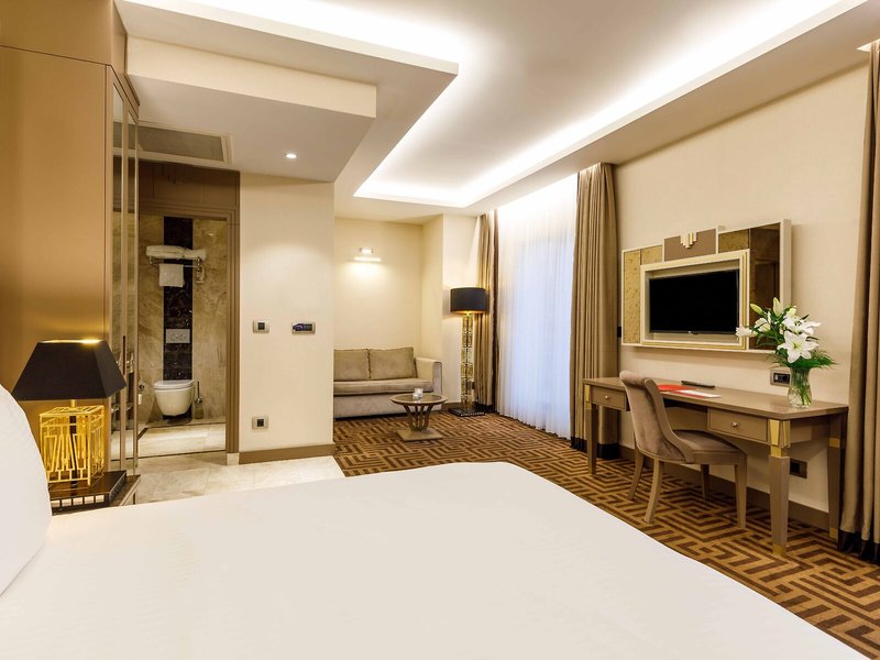 Ramada by Wyndham Istanbul Golden Horn 35