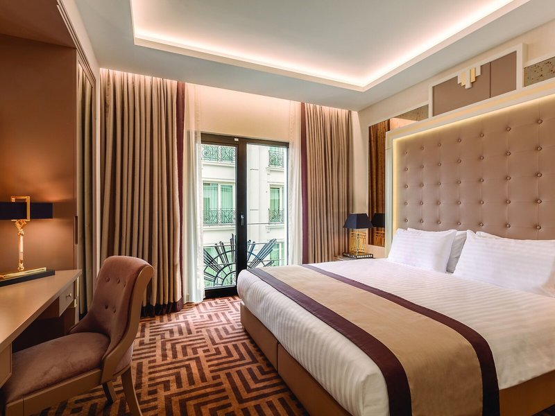 Ramada by Wyndham Istanbul Golden Horn 36