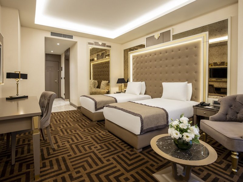 Ramada by Wyndham Istanbul Golden Horn 38