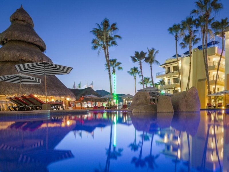 Marina Fiesta Resort & Spa 17