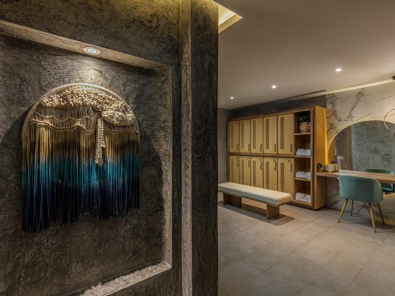 Marina Fiesta Resort & Spa 26