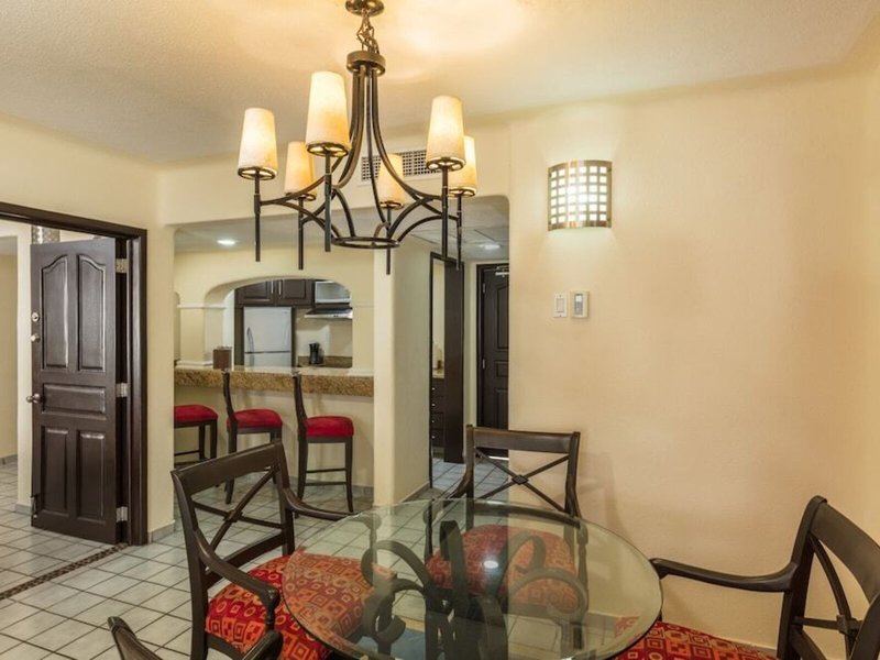 Marina Fiesta Resort & Spa 28