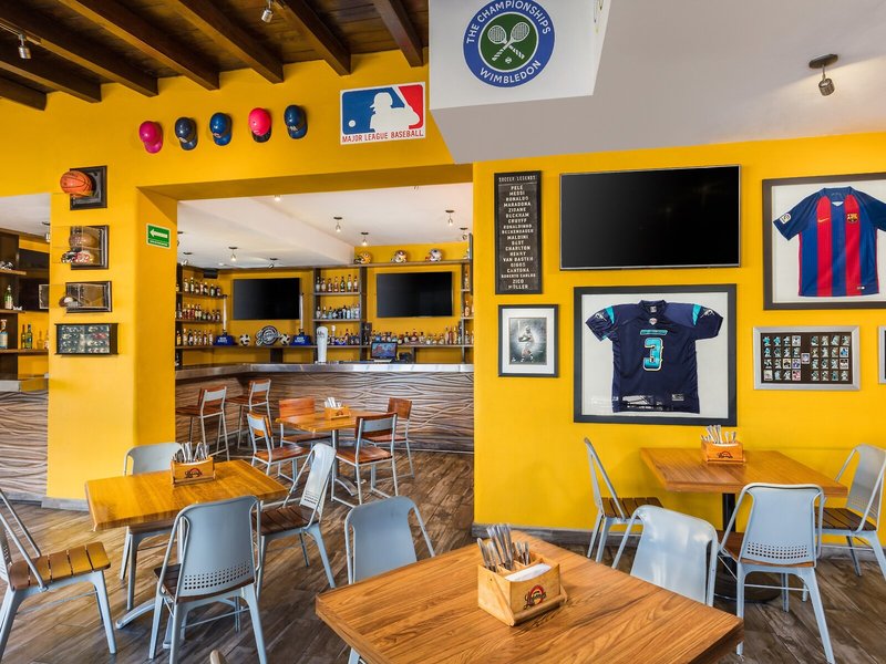 Marina Fiesta Resort & Spa 31