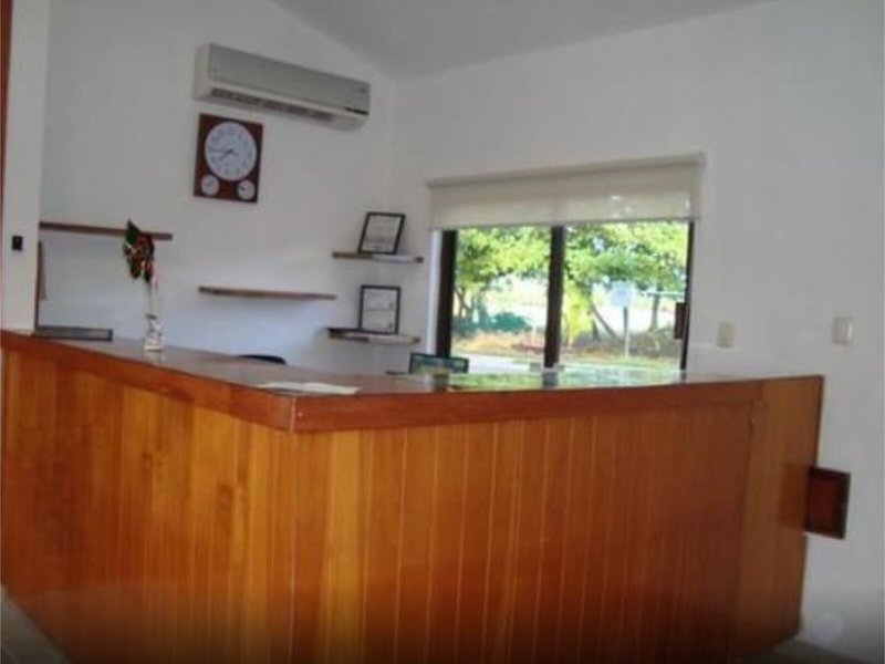 Grand Royal Lagoon 12