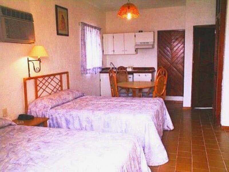 Grand Royal Lagoon 20