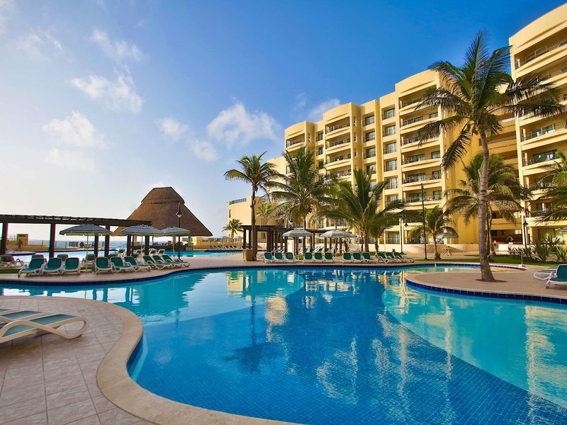 The Royal Sands & Spa 16