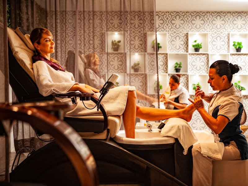 The Royal Sands & Spa 32