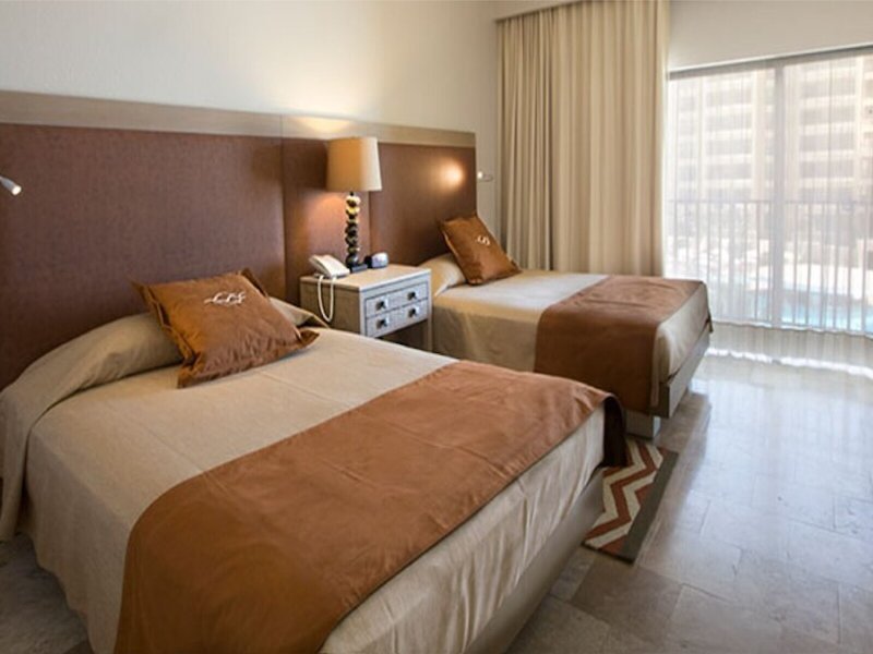 The Royal Sands & Spa 42