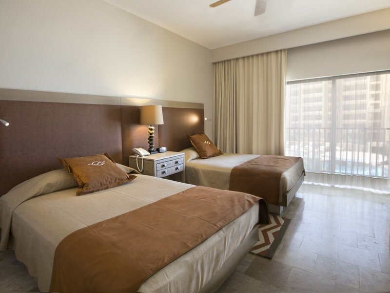 The Royal Sands & Spa 44